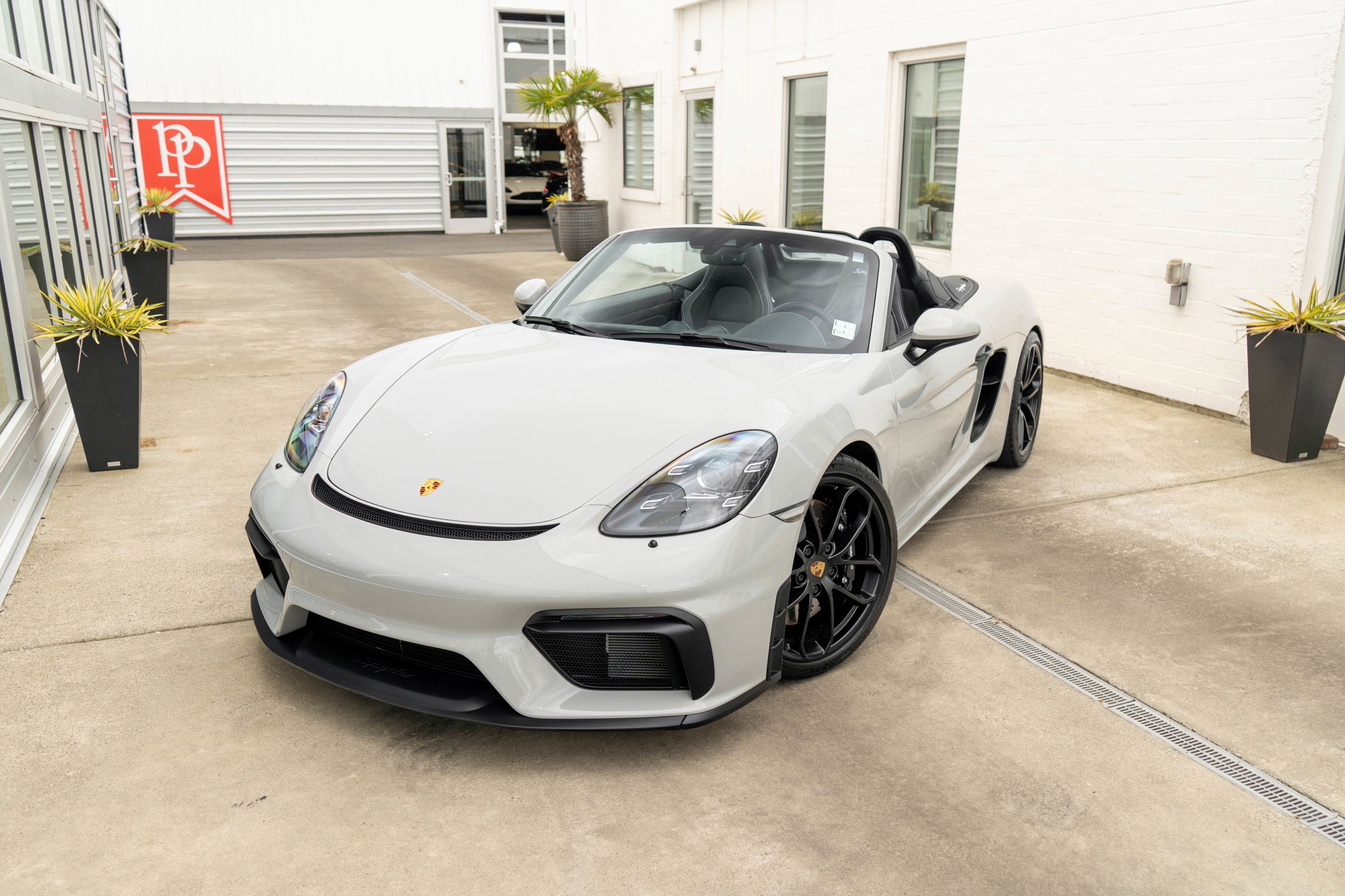 Used 2022 Porsche 718 Boxster Spyder w/ Light Design Package RWD image 3