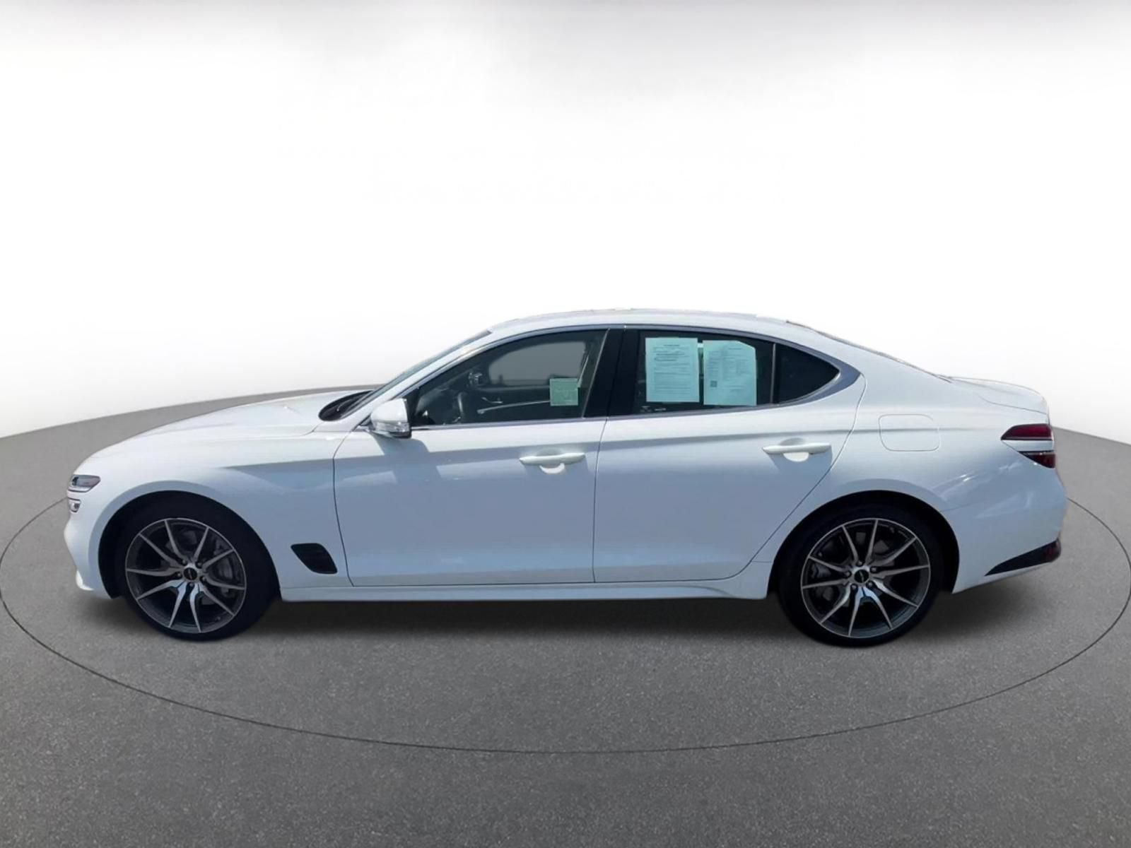 Used 2026 Genesis G70 2.5T RWD image 9