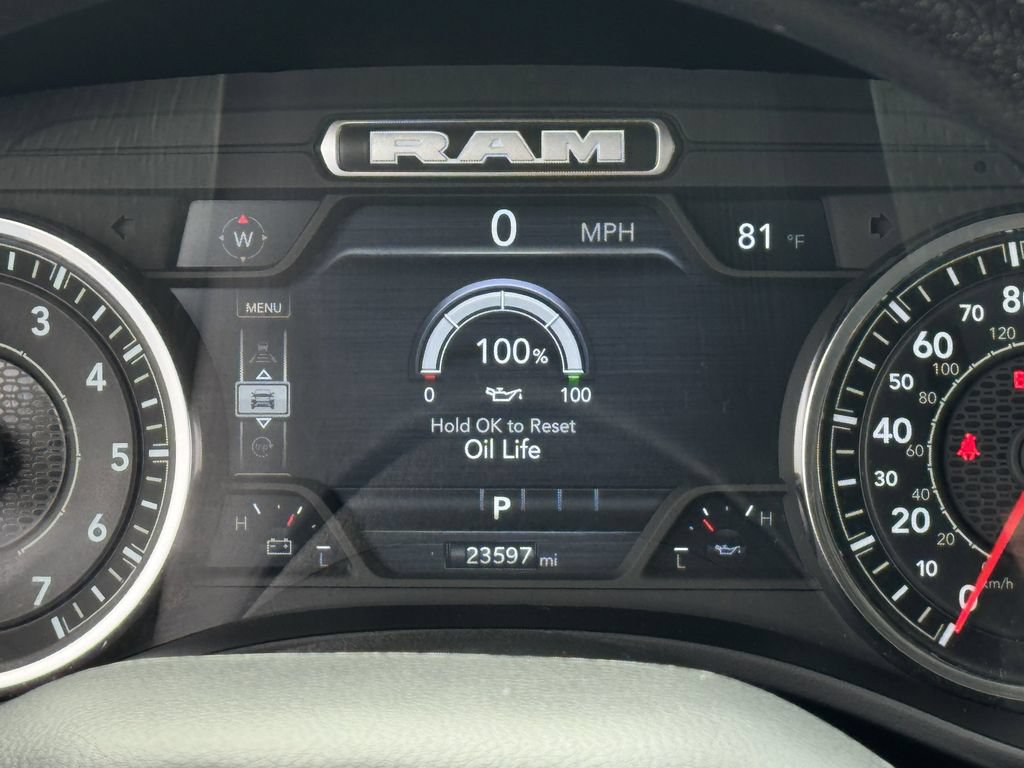 Used 2025 RAM 1500 Warlock AWD/4WD image 17