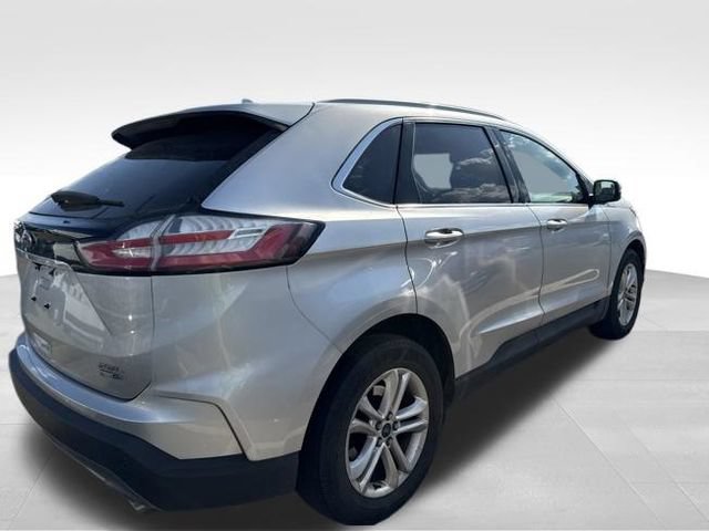 Used 2019 Ford Edge SEL w/ Cold Weather Package AWD/4WD image 12