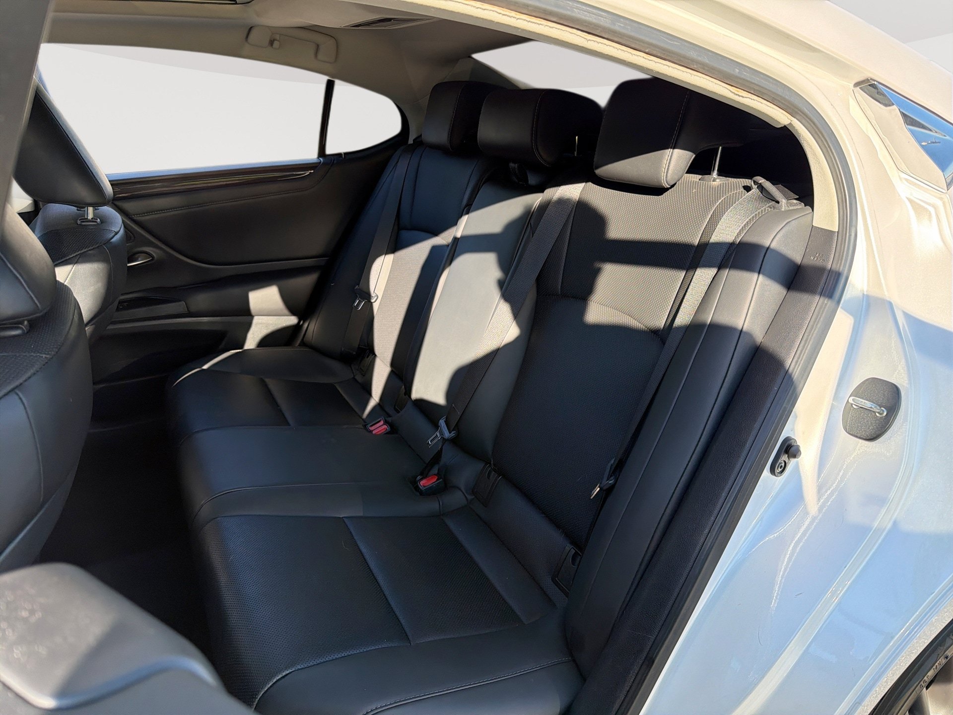 Used 2021 Lexus ES 350 w/ Premium Package FWD image 25