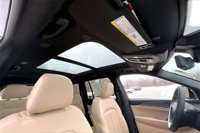 Certified 2024 Jeep Grand Cherokee Limited w/ Luxury Tech Group II image 22