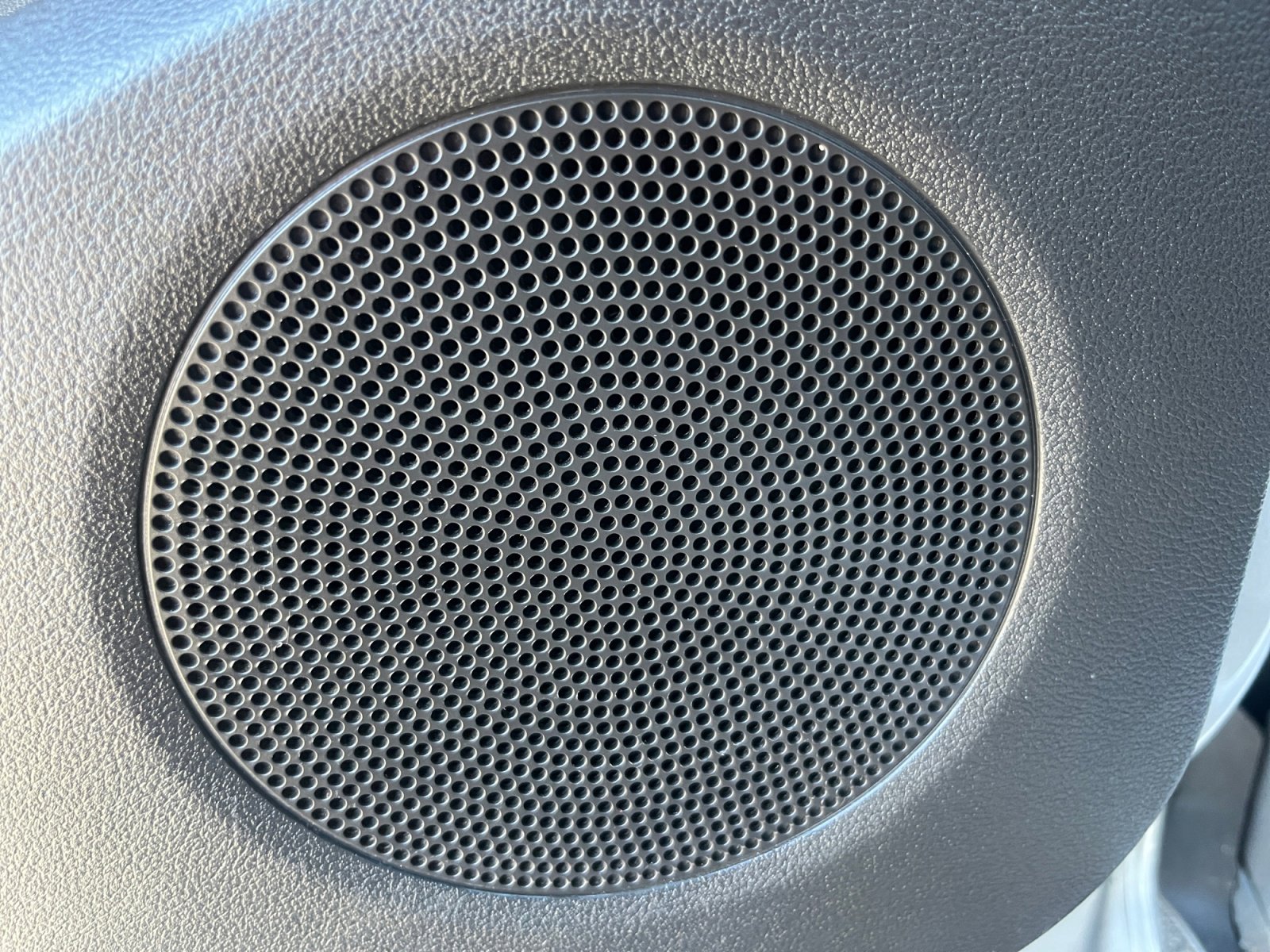 Used 2015 Ford Escape SE image 27