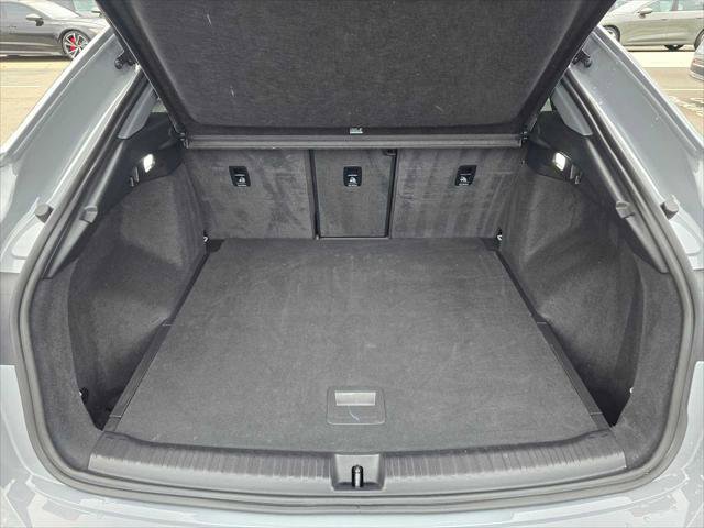 Used 2023 Audi Q4 e-tron Premium Plus w/ Premium Plus image 16