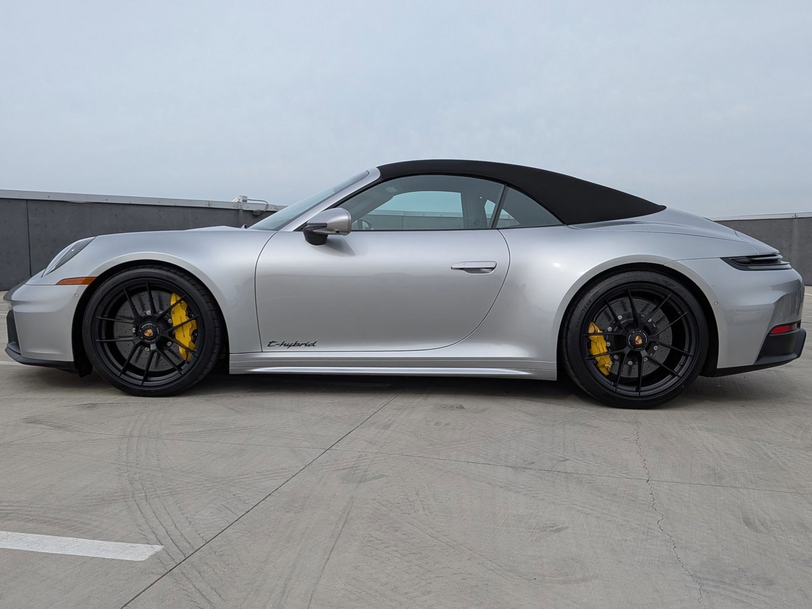 New 2026 Porsche 911 Carrera GTS RWD video 2