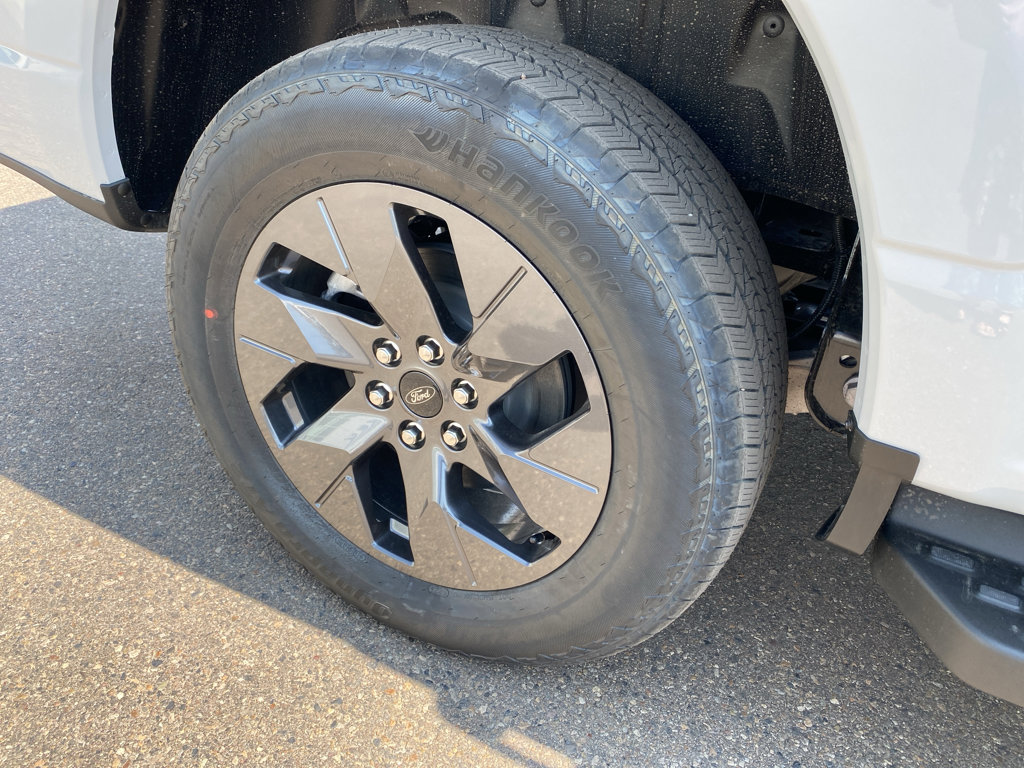 New 2025 Ford F150 Lightning Flash image 2