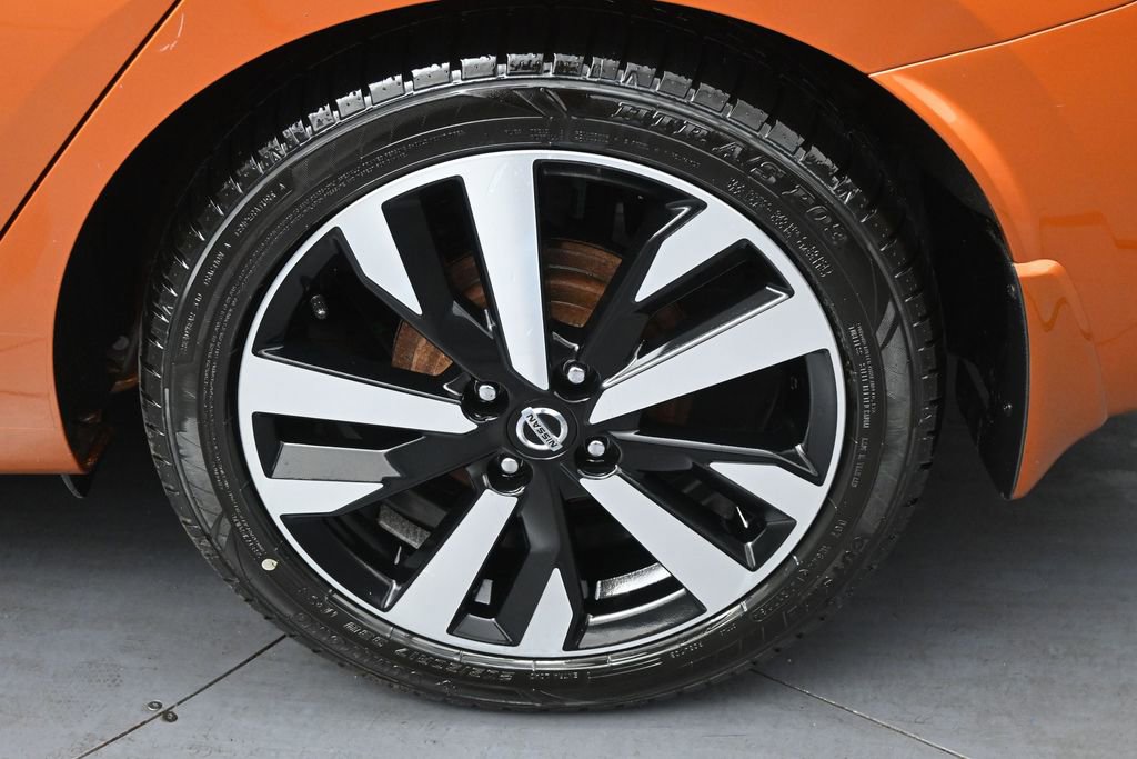 Used 2022 Nissan Versa SR w/ Convenience Package image 33