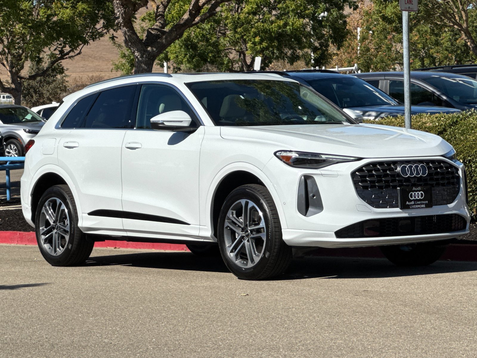 New 2026 Audi Q5 Premium AWD/4WD image 8