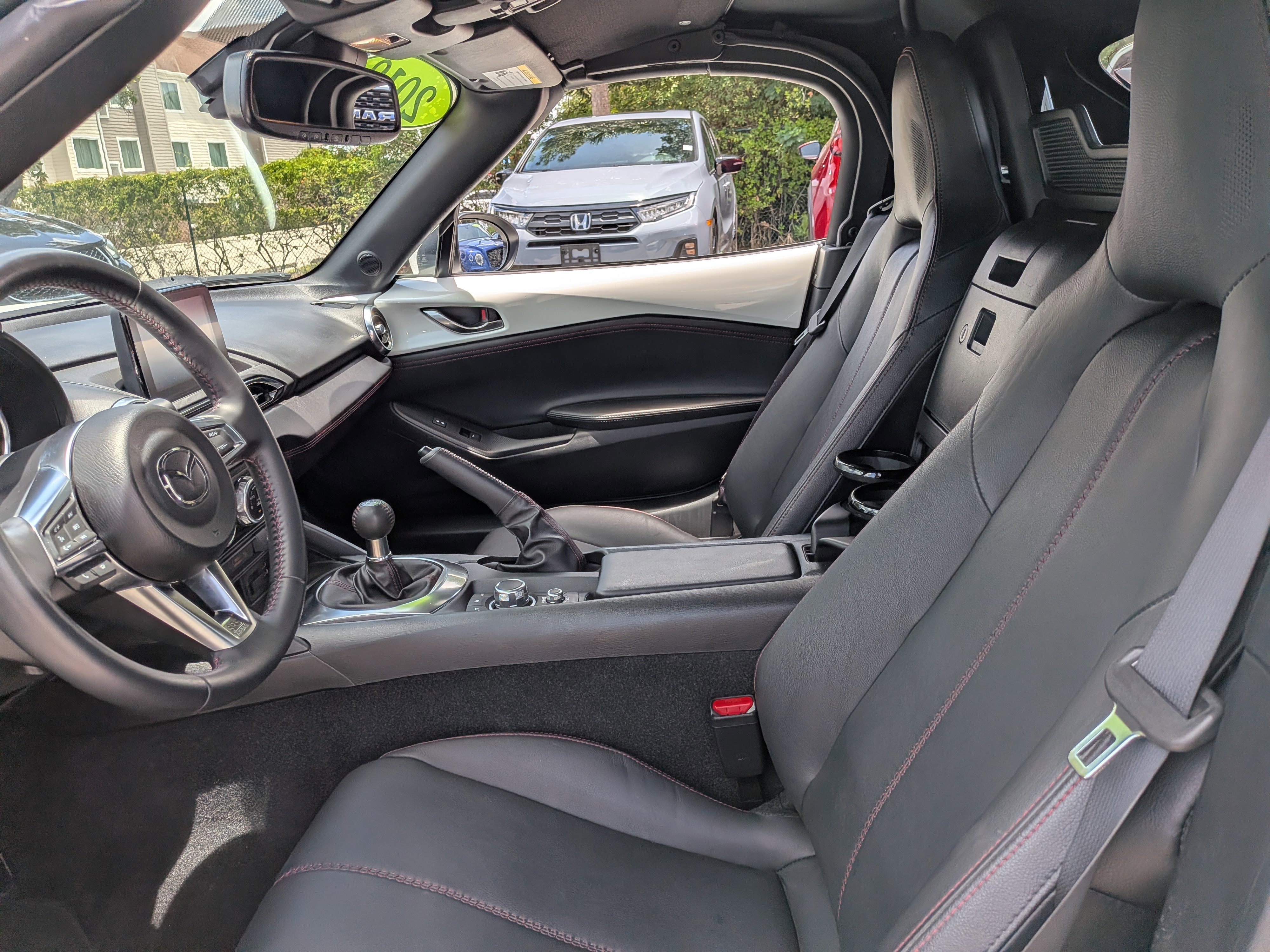 Used 2018 MAZDA MX-5 Miata Grand Touring RWD image 17