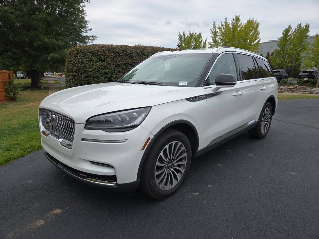 Used 2024 Lincoln Aviator AWD w/ Premium Package