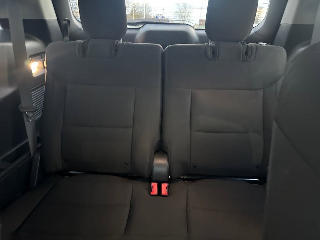 Used 2023 Ford Explorer XLT image 18