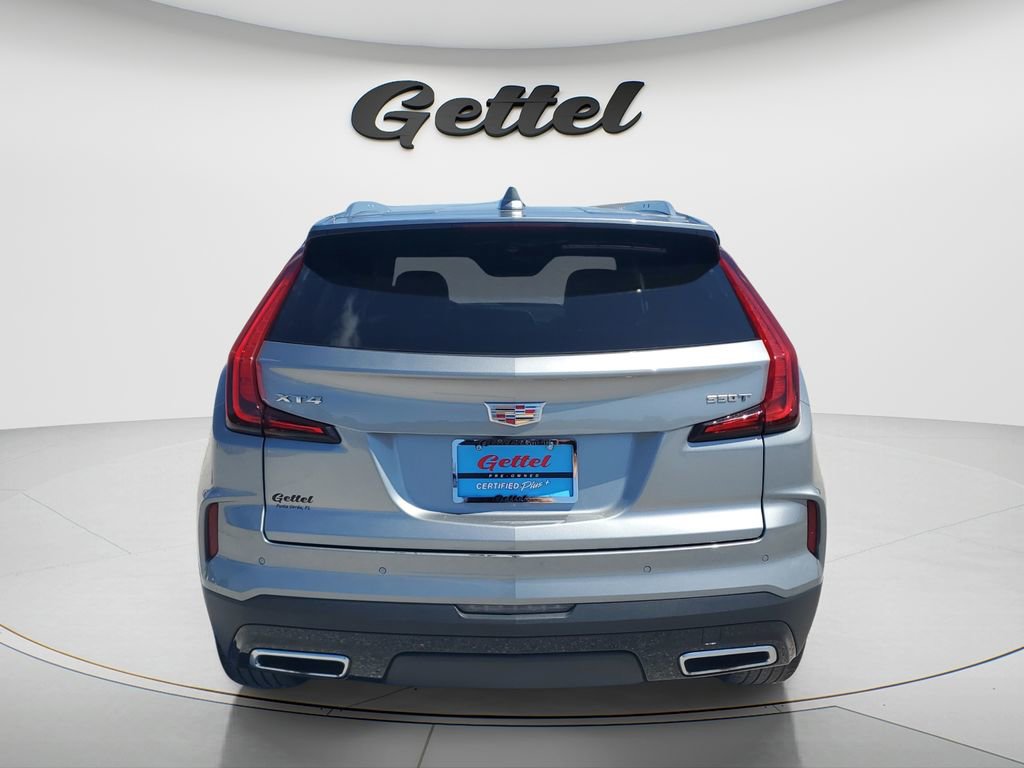 Used 2025 Cadillac XT4 Premium Luxury image 13