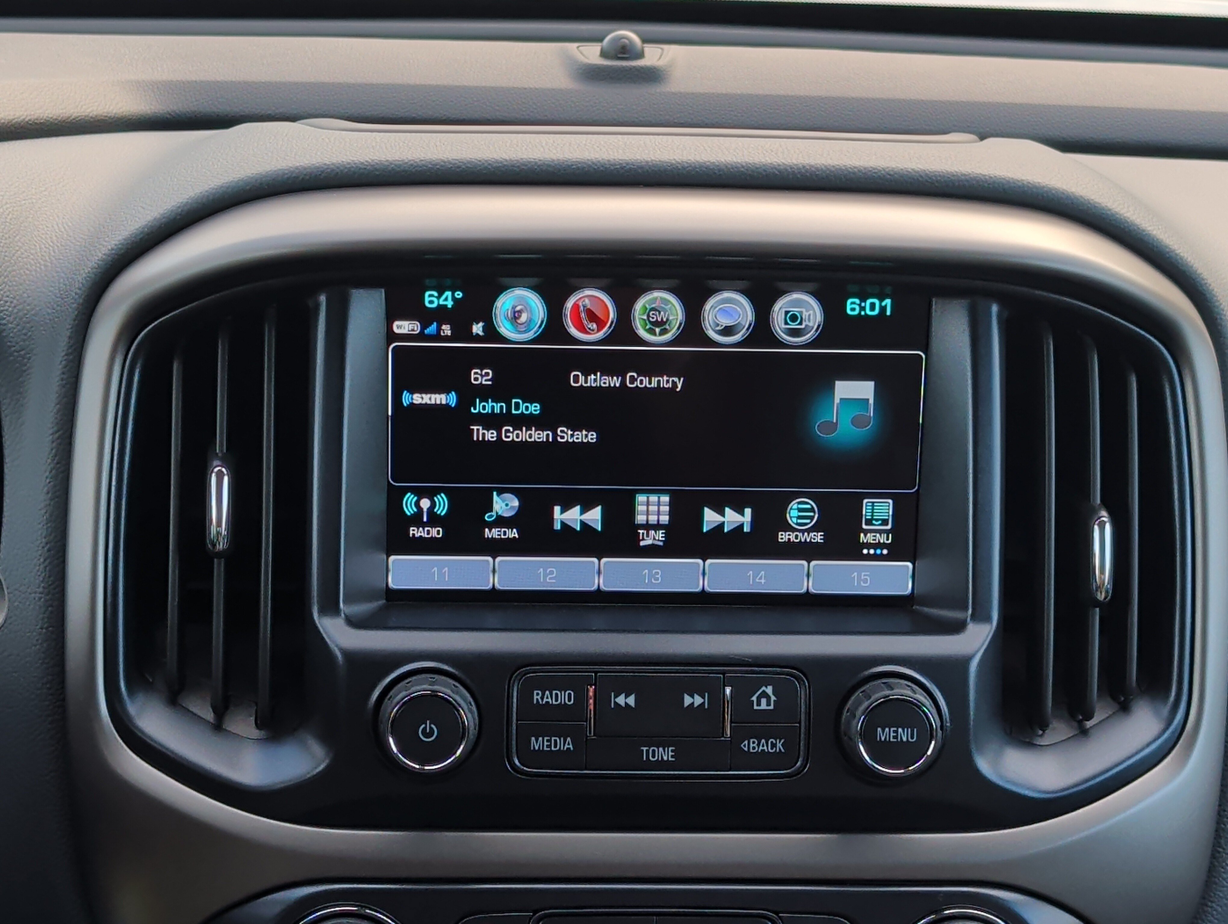 Used 2018 Chevrolet Colorado Z71 AWD/4WD image 28