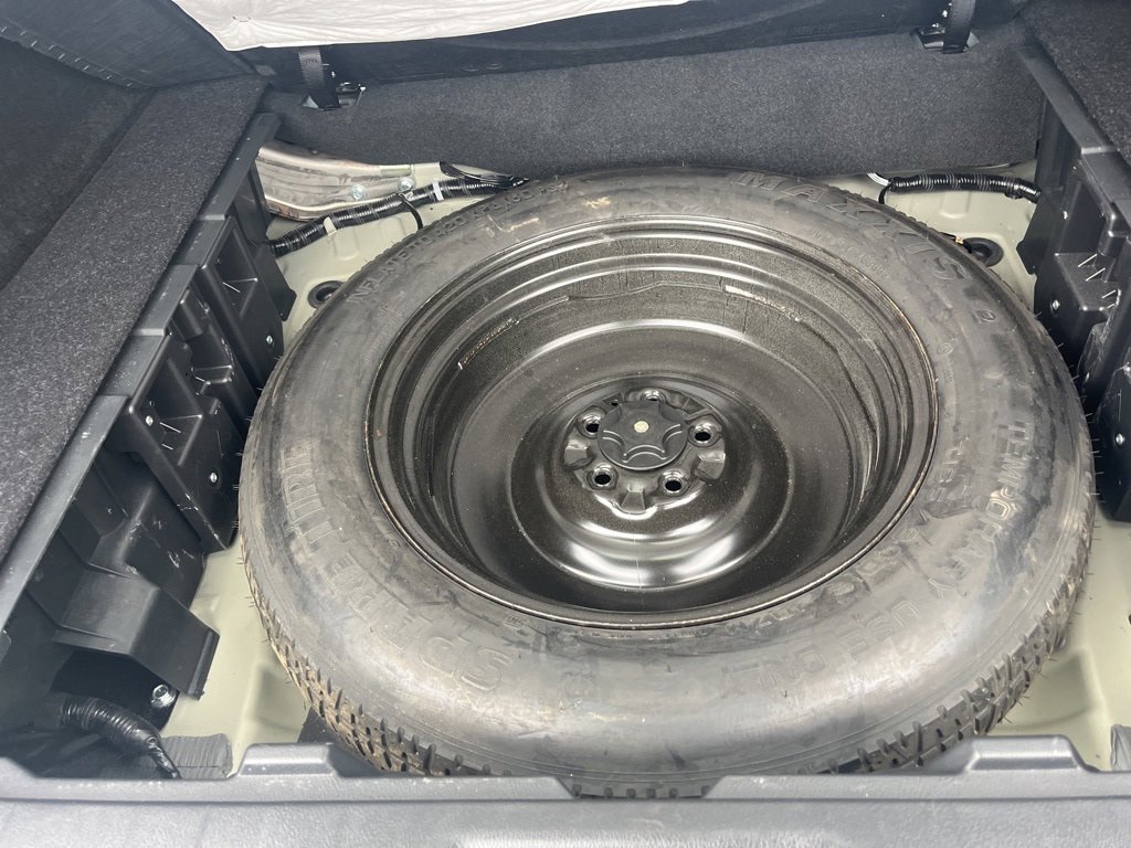 Used 2023 Nissan Murano SV image 13