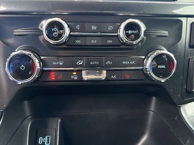 Used 2022 Ford F150 XLT w/ Equipment Group 302A High image 19