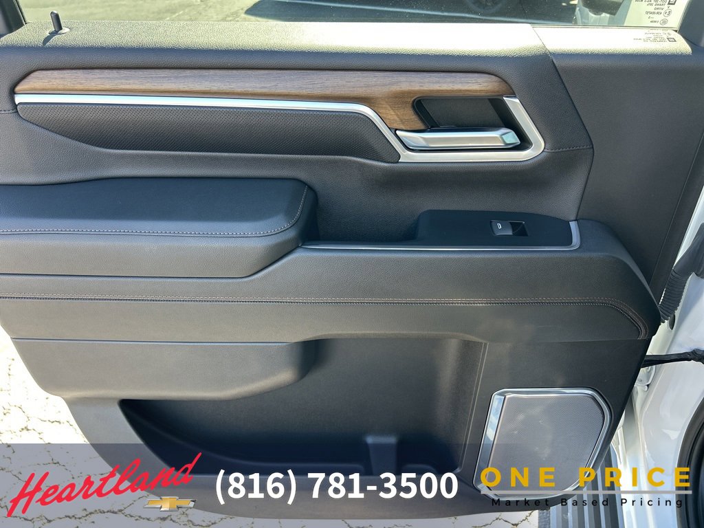 Used 2024 Chevrolet Silverado 2500 High Country w/ High Country Premium Package image 47