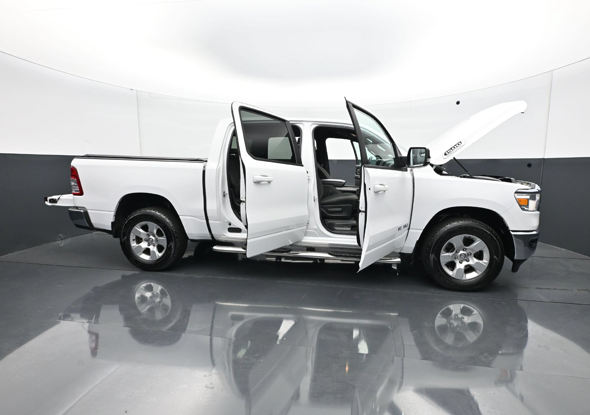 Used 2021 RAM 1500 Big Horn AWD/4WD image 36