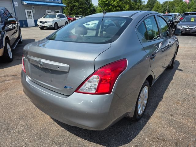 Used 2012 Nissan Versa S FWD image 5