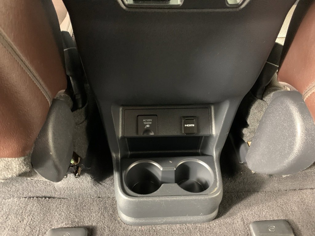 Used 2021 Toyota Sienna Platinum image 25