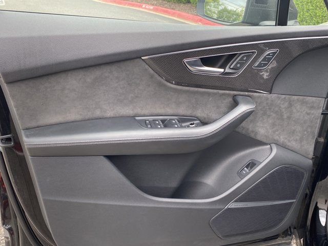 Used 2022 Audi SQ7 Prestige w/ Prestige Package AWD/4WD image 19