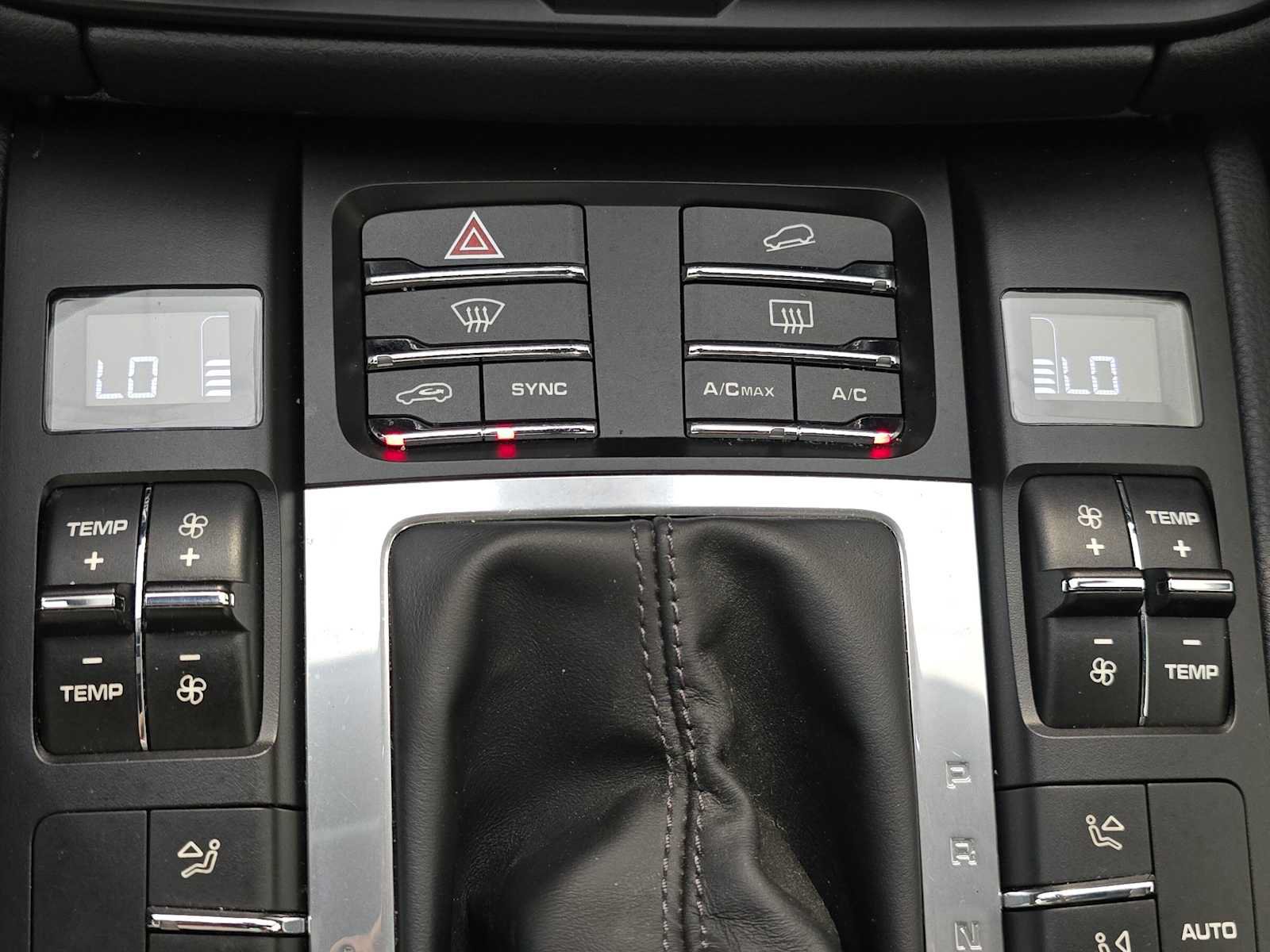 Used 2019 Porsche Macan S AWD/4WD image 16