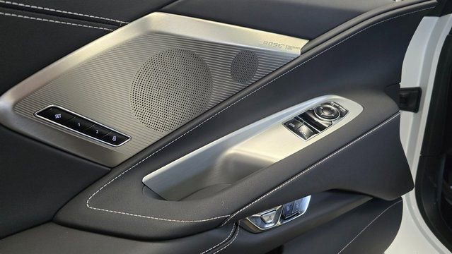 New 2025 Chevrolet Corvette Stingray Preferred Cpe w/ Z51 Performance Package image 19