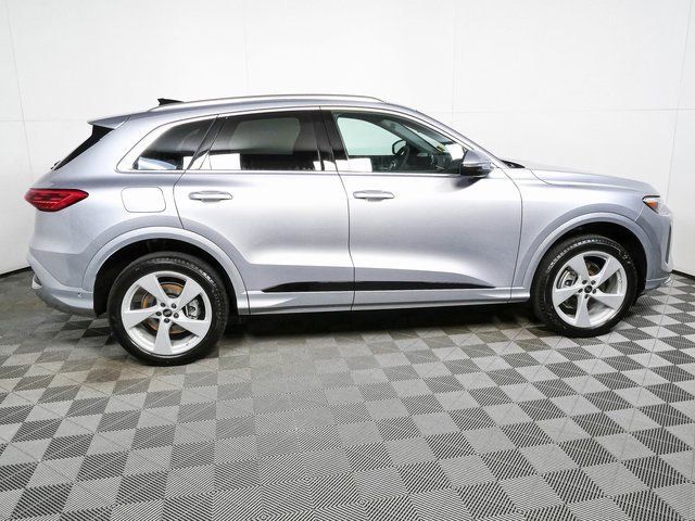 New 2026 Audi Q5 Premium Plus AWD/4WD image 2