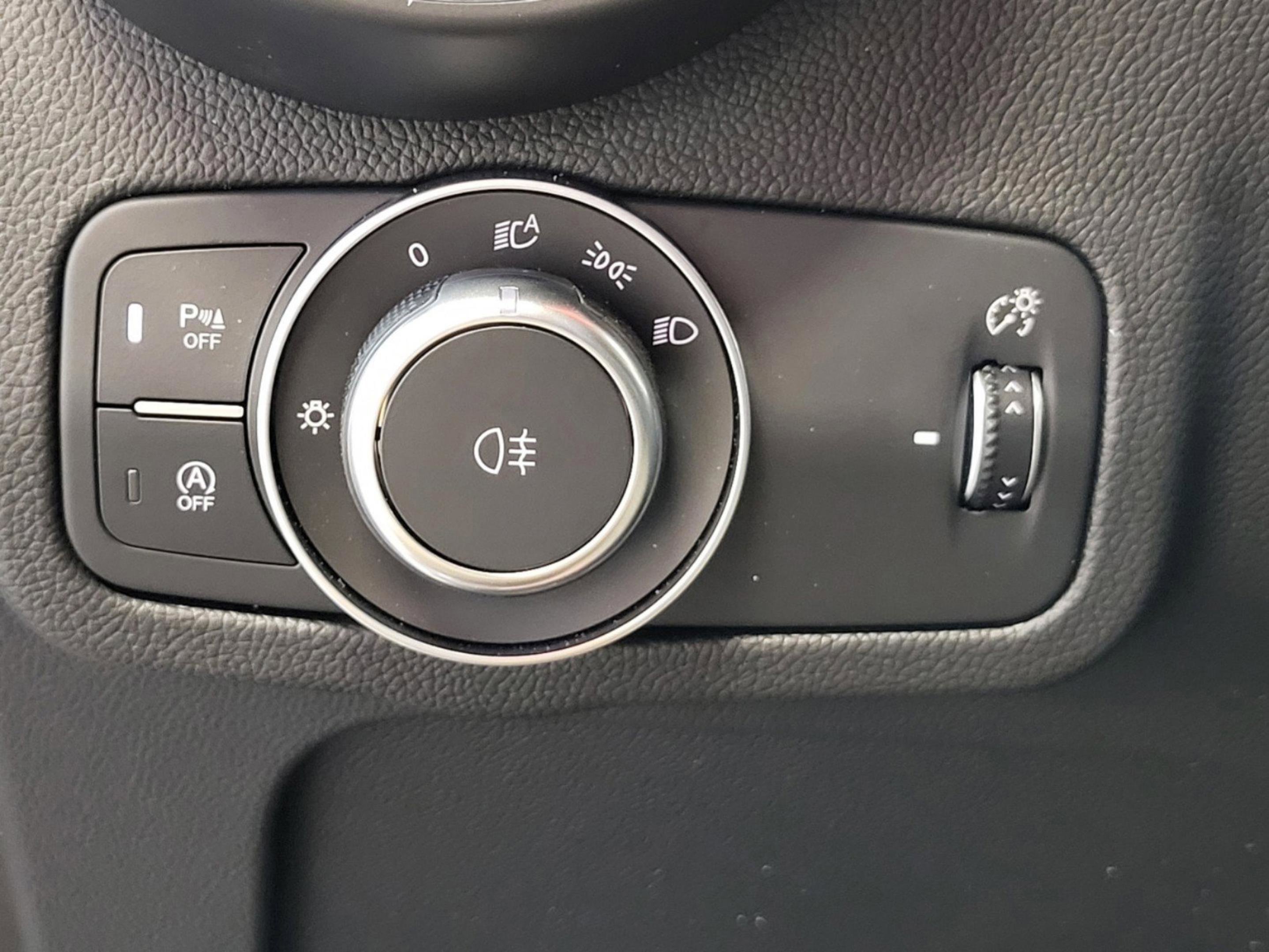 New 2025 Alfa Romeo Stelvio Sprint image 44