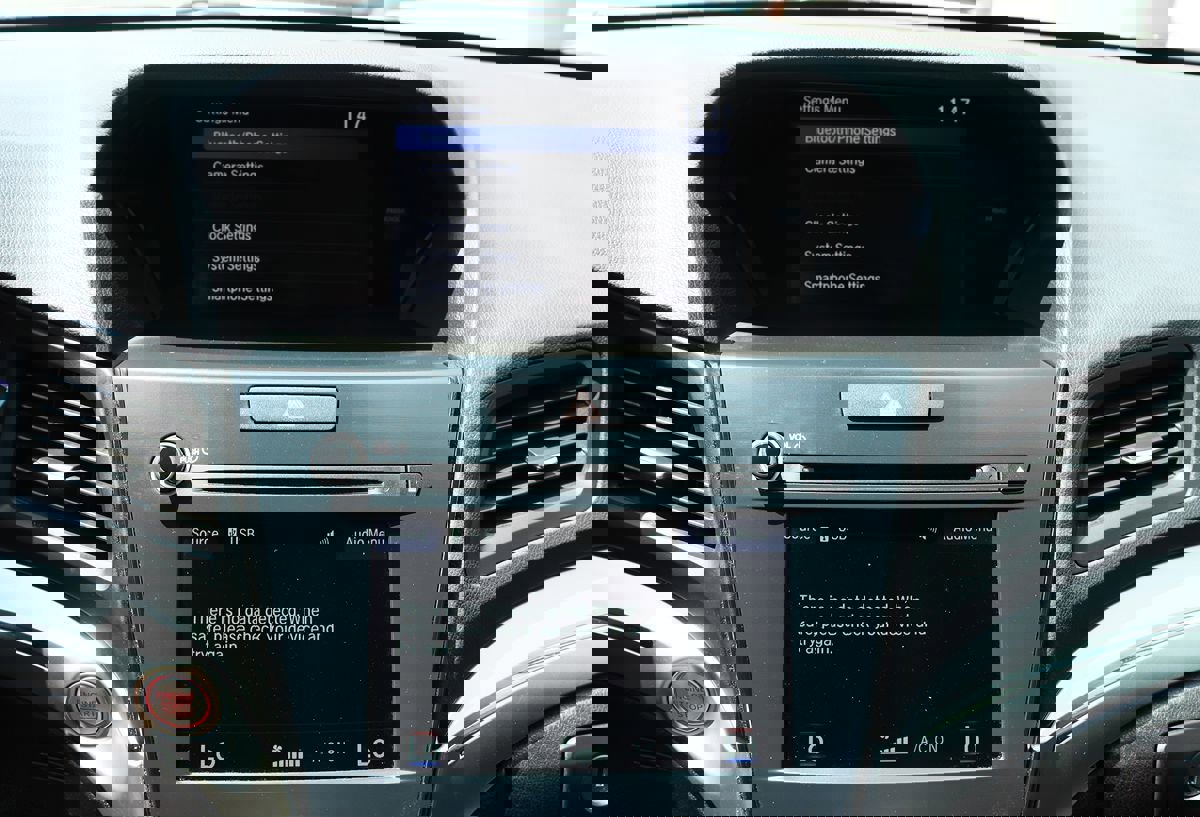 Used 2020 Acura ILX w/ Premium Package image 45