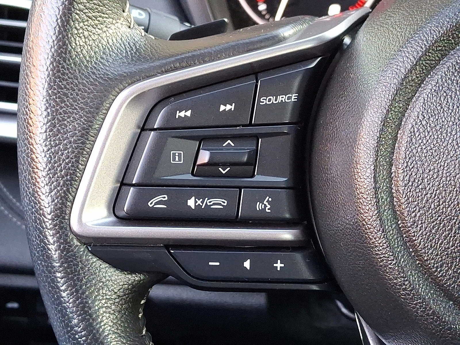 Used 2024 Subaru Legacy Limited image 22