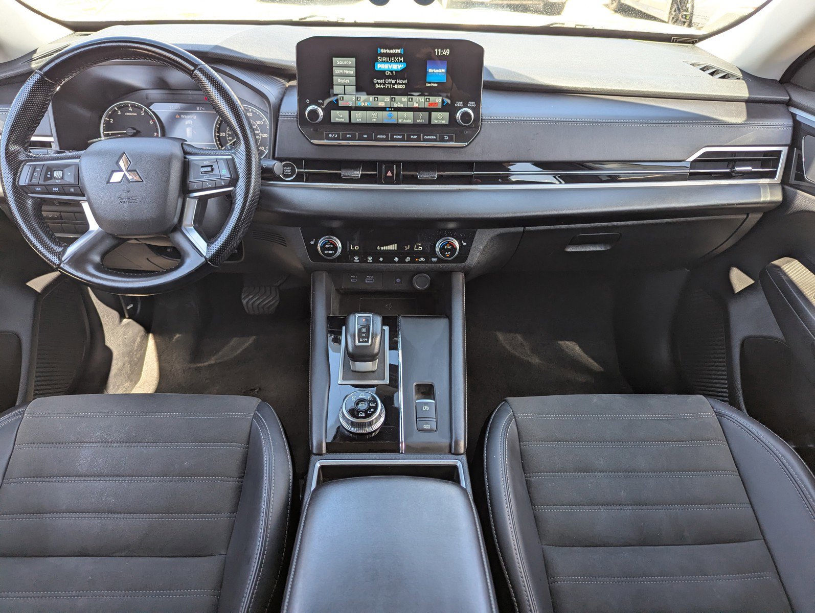 Used 2024 Mitsubishi Outlander SE AWD/4WD image 15