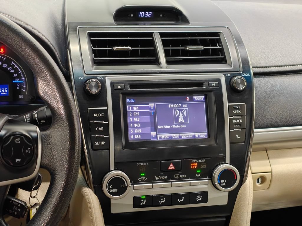 Used 2014 Toyota Camry LE FWD image 6