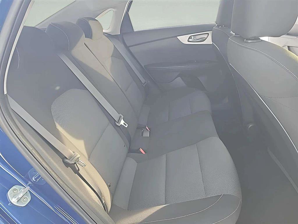Used 2022 Kia Forte LXS image 16