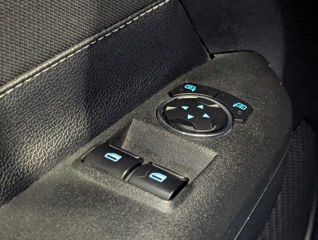 Used 2017 Ford Mustang GT RWD image 18