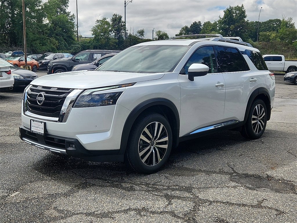 New 2025 Nissan Pathfinder Platinum w/ Cargo Package video 2