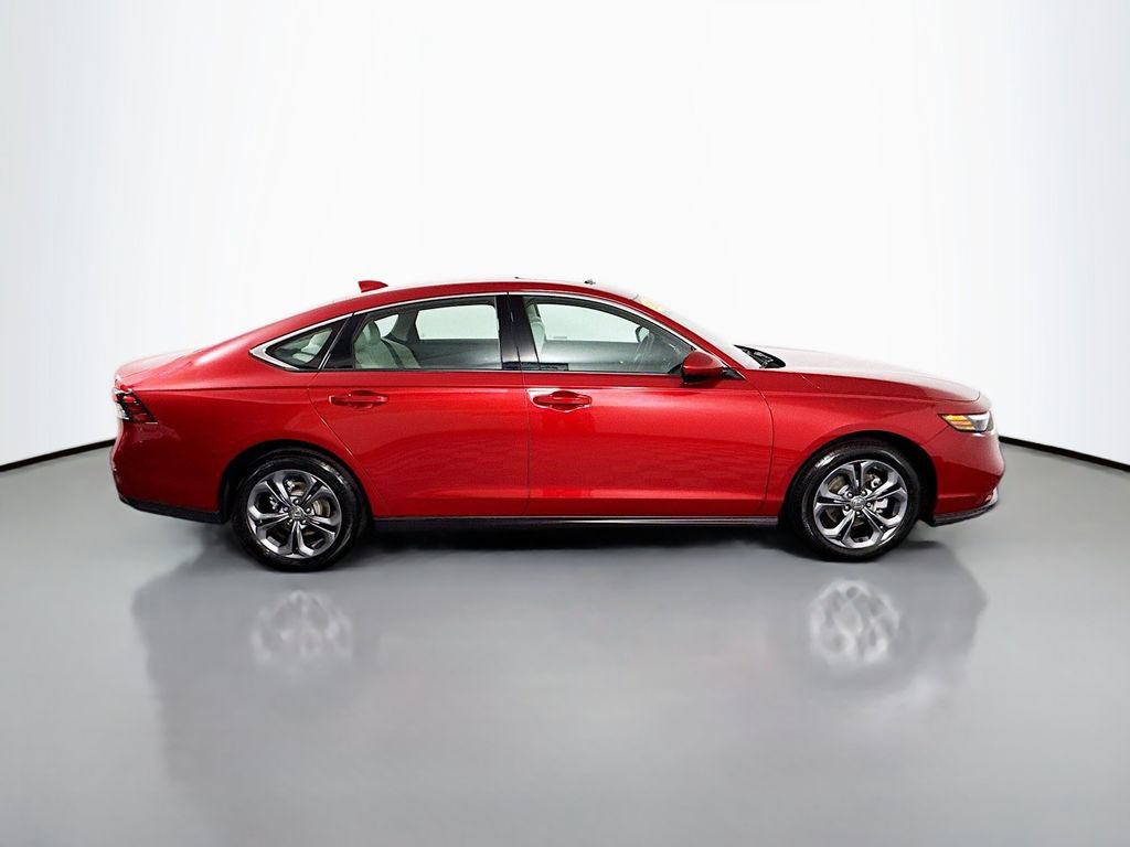 Certified 2023 Honda Accord EX image 7