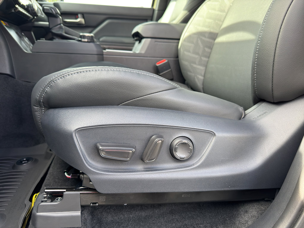 New 2025 Toyota Tacoma TRD Off-Road image 12