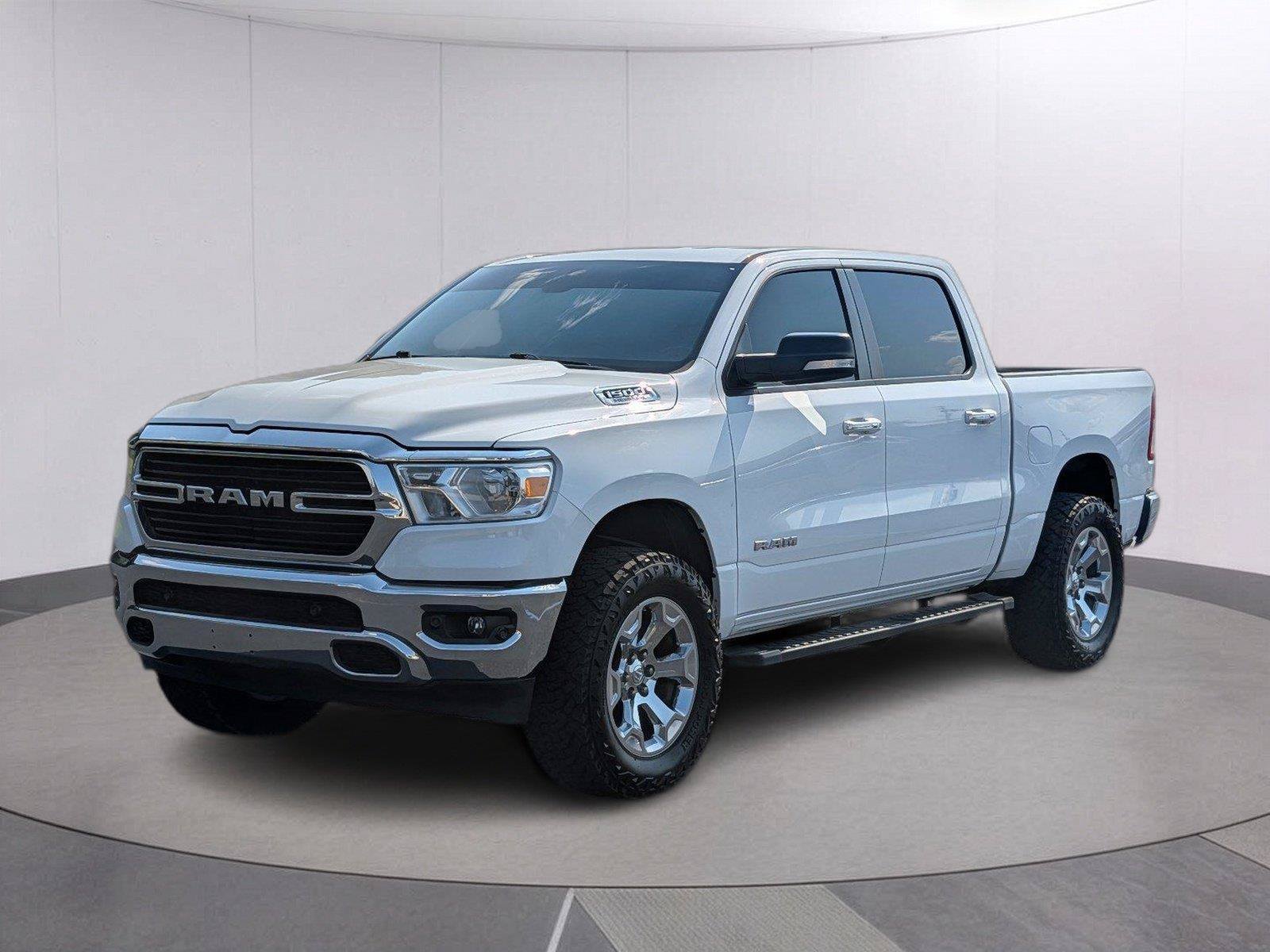 Used 2020 RAM 1500 Big Horn AWD/4WD image 1