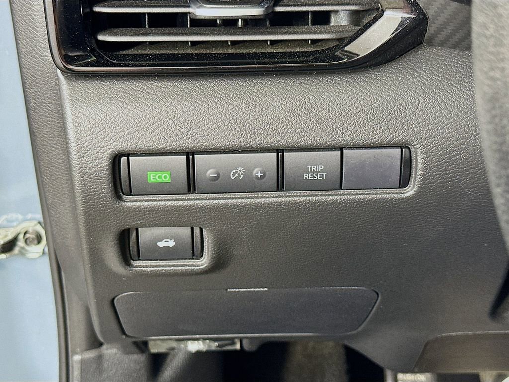 Used 2024 Nissan Sentra SV image 21