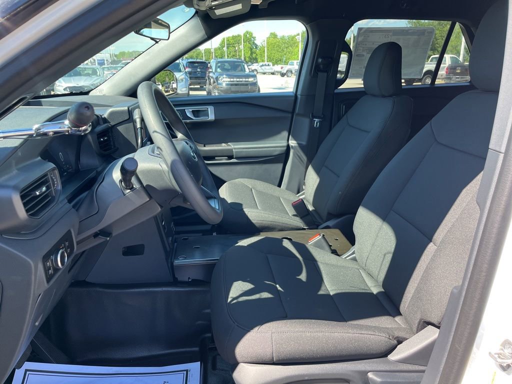 New 2025 Ford Explorer 4WD Police Interceptor image 13