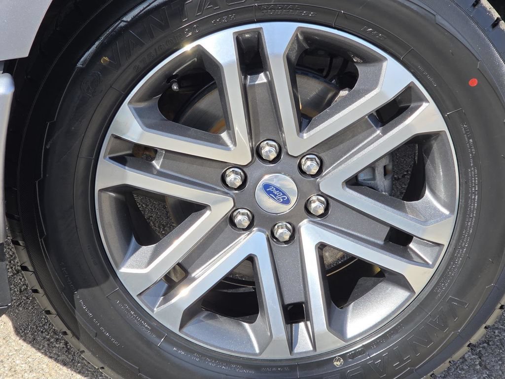 Used 2021 Ford F150 XL w/ STX Appearance Package RWD image 10