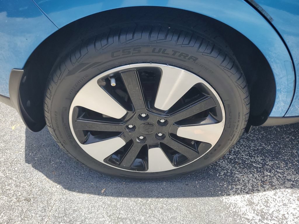 Used 2016 Kia Soul + w/ Designer's Package FWD image 7