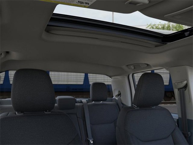 New 2025 Ford Maverick XLT w/ XLT Luxury Package image 13