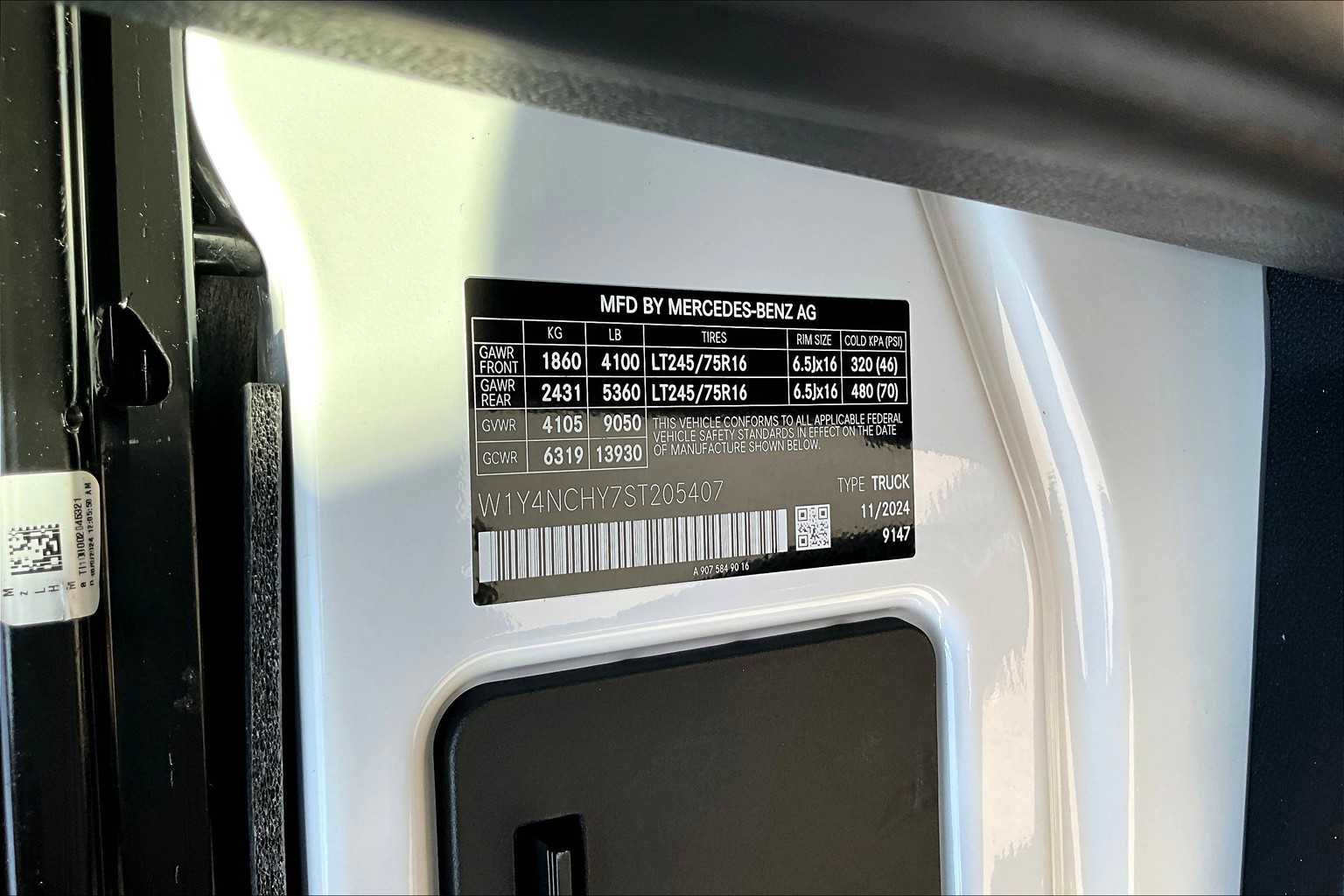 New 2025 Mercedes-Benz Sprinter 2500 image 22