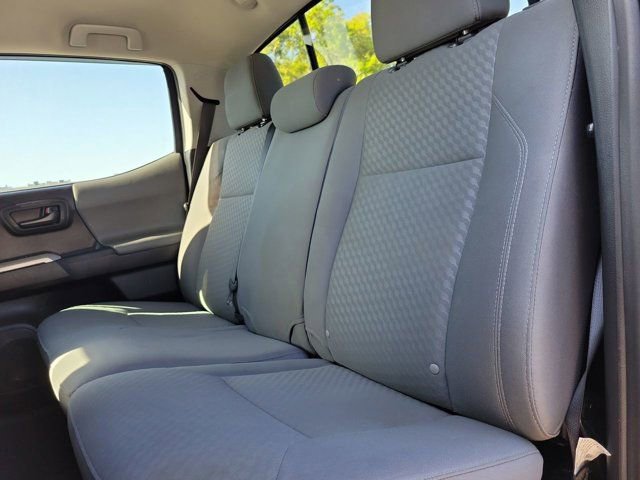 Used 2020 Toyota Tacoma SR5 RWD image 20