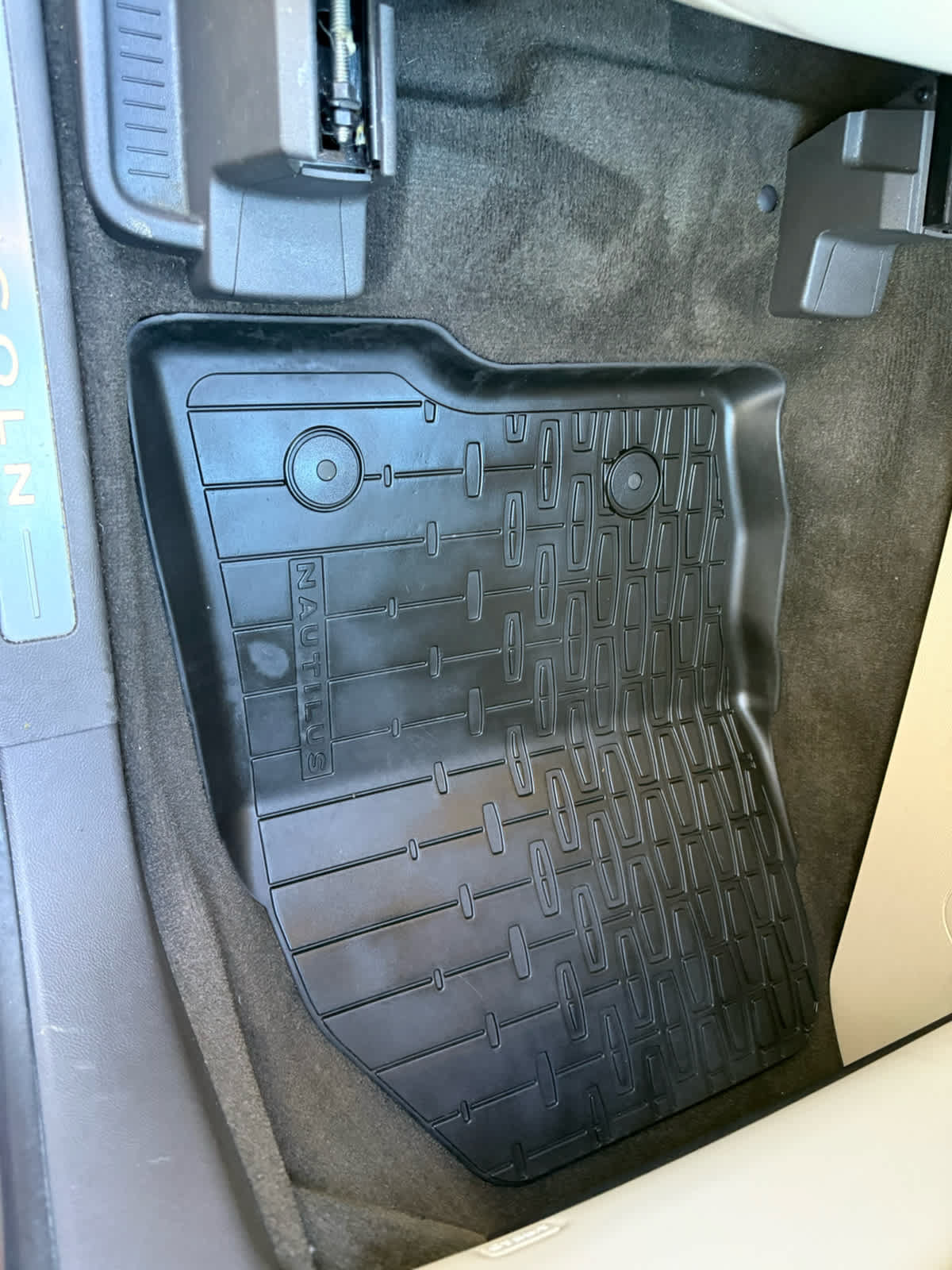 Used 2019 Lincoln Nautilus Select FWD image 9
