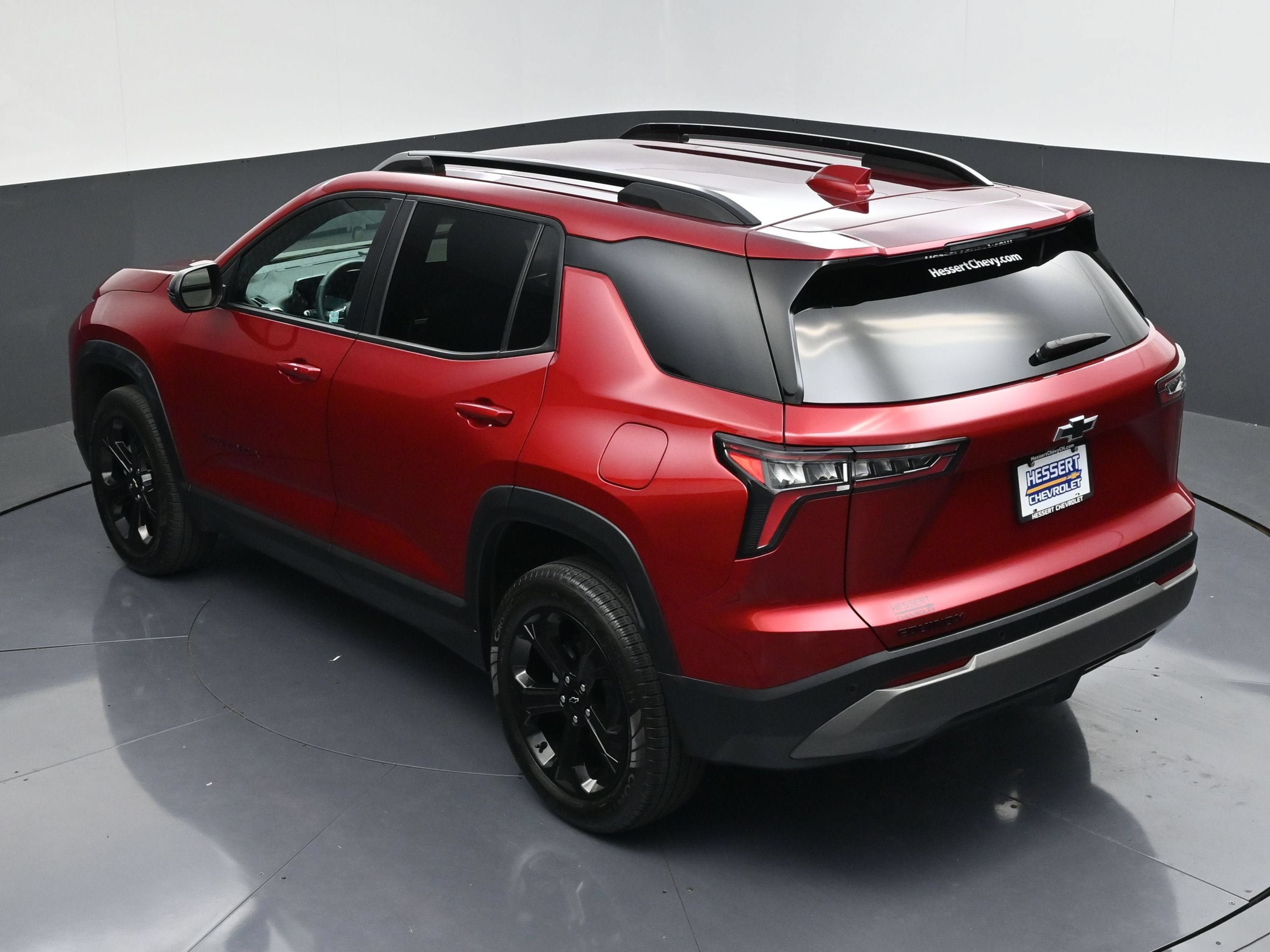 Used 2025 Chevrolet Equinox LT w/ Midnight Edition FWD image 44