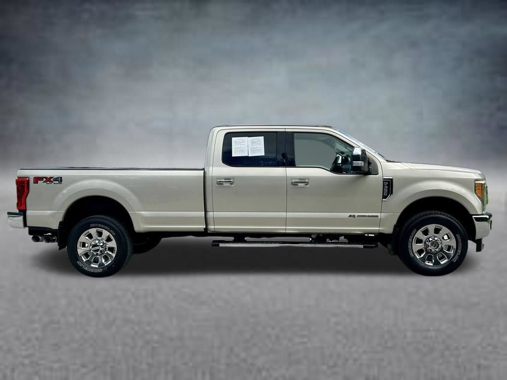 Used 2017 Ford F350 Lariat w/ Lariat Ultimate Package AWD/4WD image 4