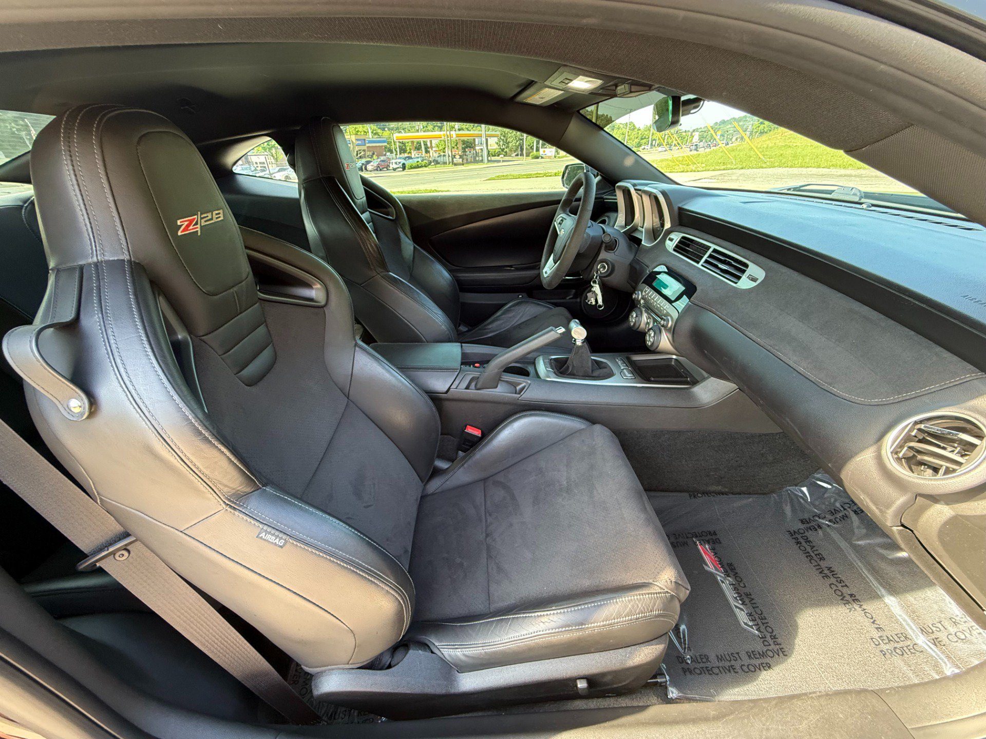 Used 2015 Chevrolet Camaro Z/28 RWD image 17