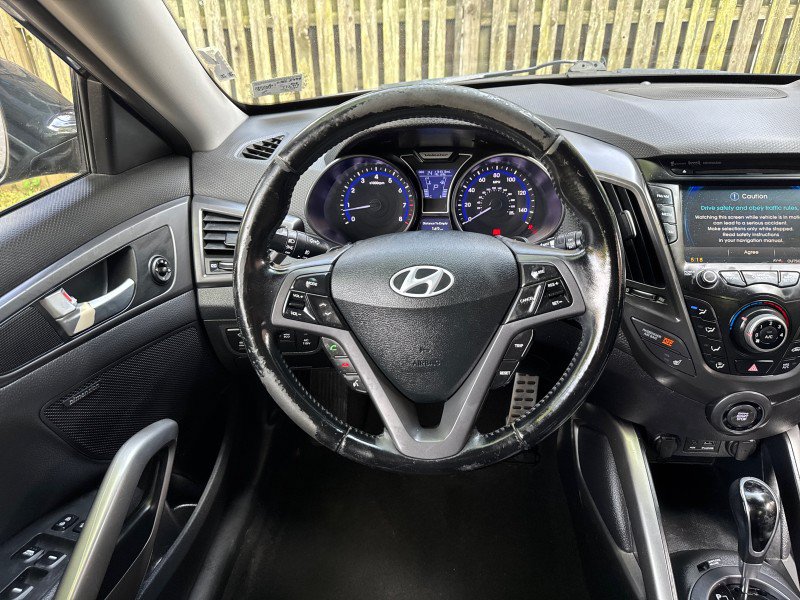 Used 2013 Hyundai Veloster Turbo w/ Ultimate Pkg FWD image 16